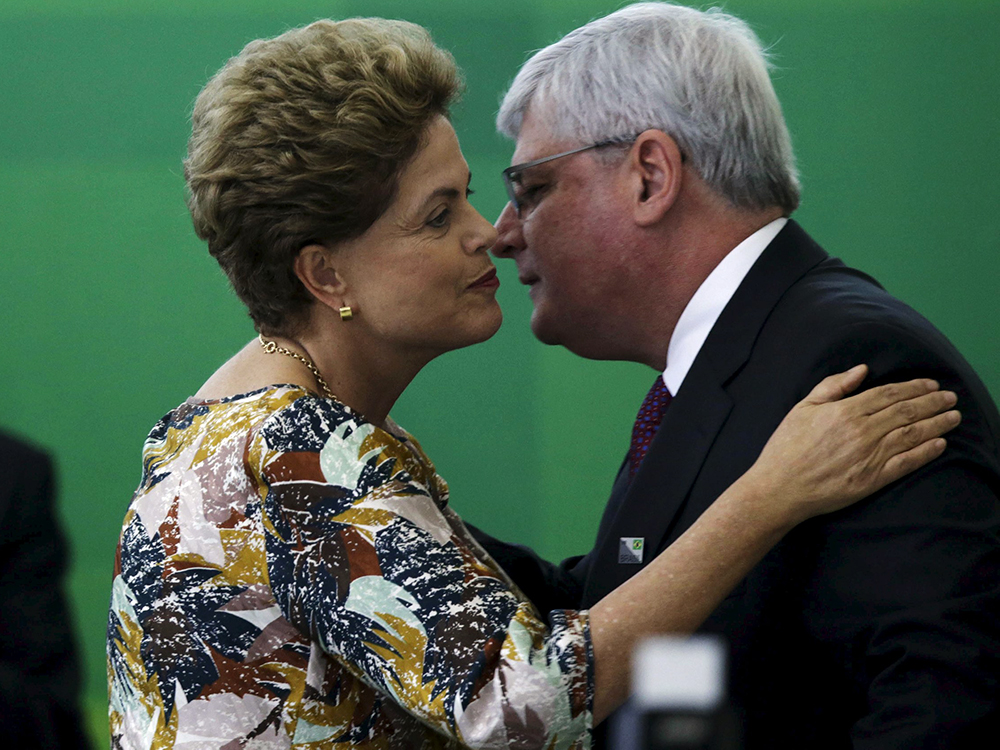 Dilma reconduz Janot a mais dois anos de mandato