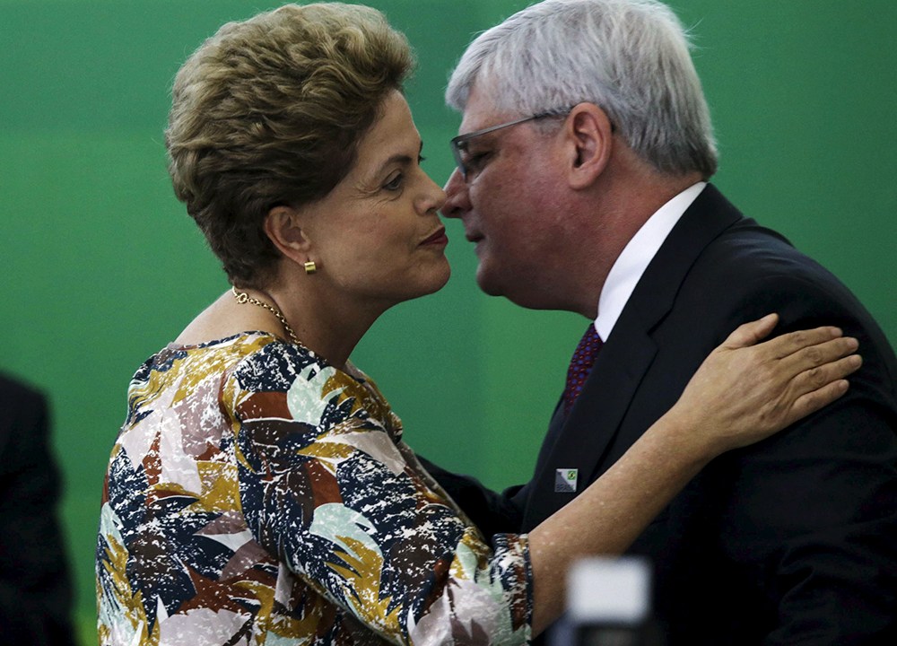 Dilma reconduz Janot a mais dois anos de mandato