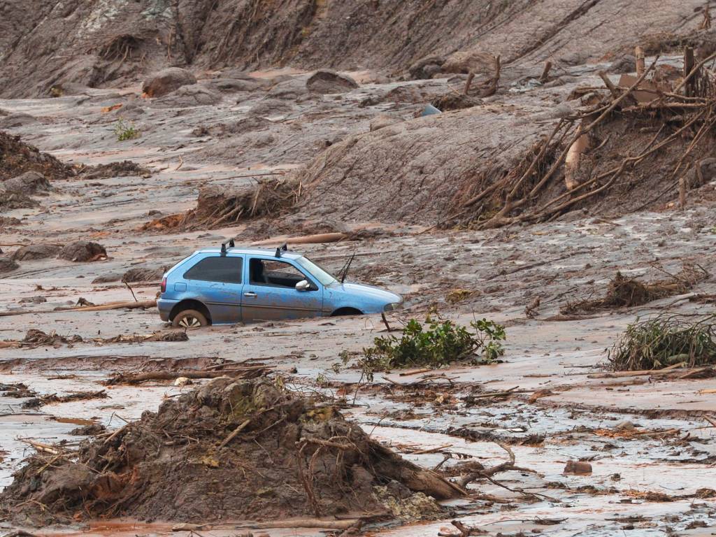 Presidente do STF homologa acordo de R$ 170 bi às vítimas de Mariana