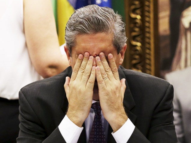O presidente da Comissão Especial do Impeachment de Dilma Rousseff, deputado Rogério Rosso (PSD-DF), durante sessão para votação do parecer do relator Jovair Arantes (PTB-GO)- 11/04/2016