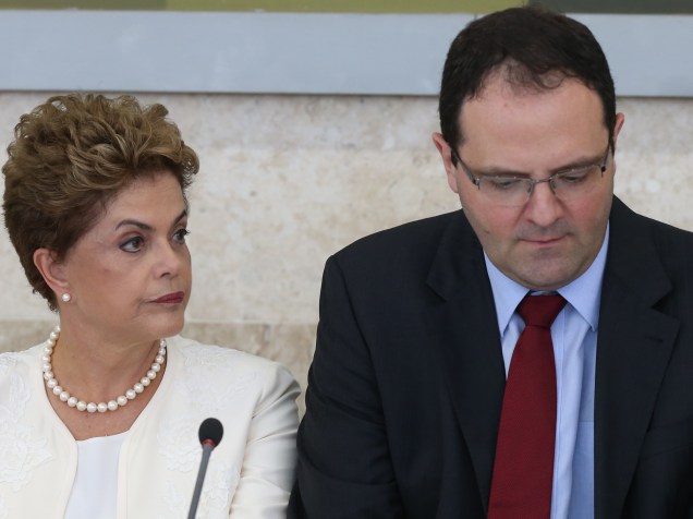 Dilma e Barbosa: clima sério