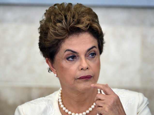 Dilma acompanha reunião do Conselhão