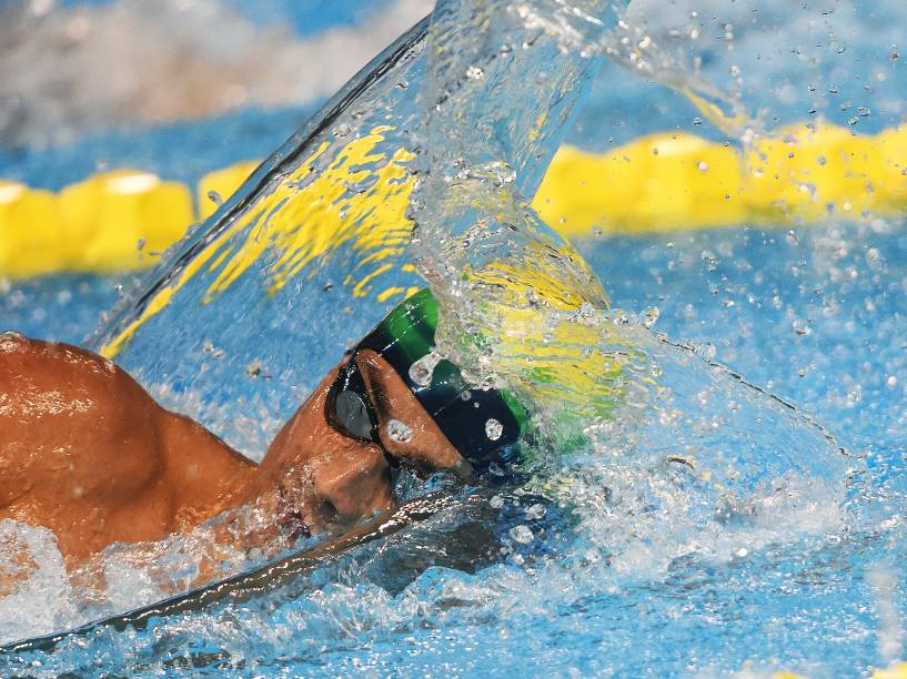 O nadador brasileiro Leonardo De Deus conquista a medalha de bronze na prova dos 400m livre, nos Jogos Pan-Americanos em Toronto, no Canadá - 17/07/2015