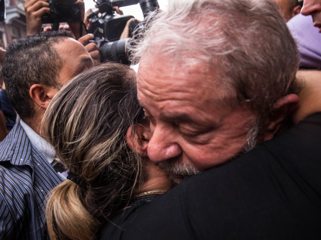 O ex-presidente Lula, deixando a sede do Partido dos Trabalhadores, em São Paulo