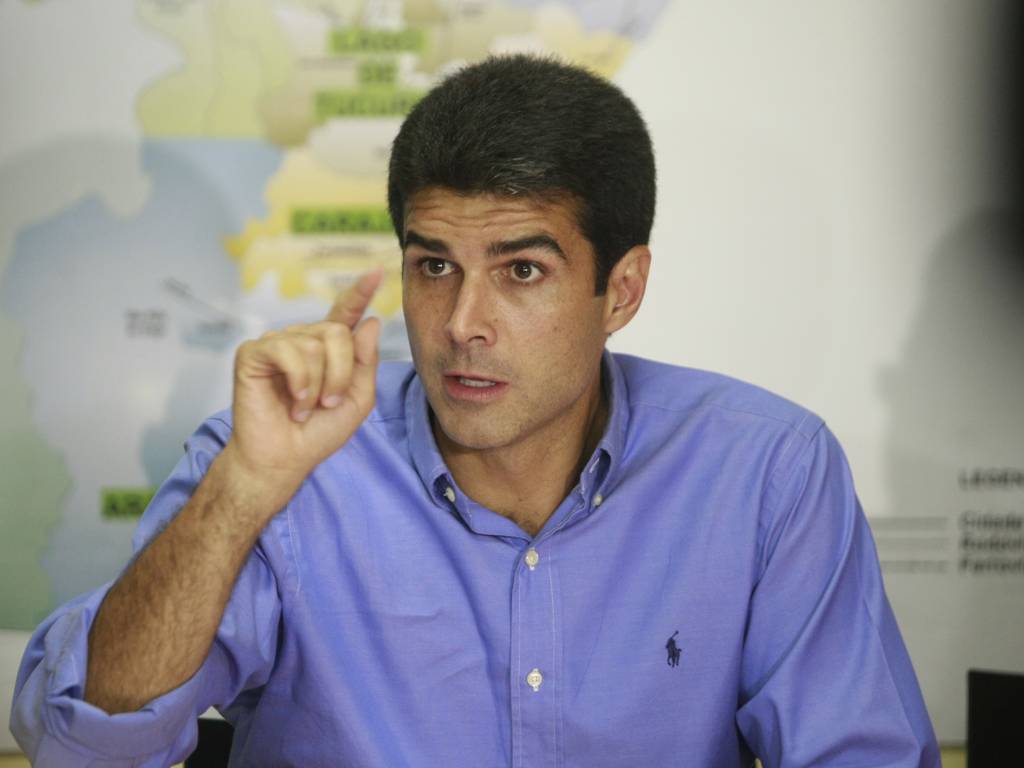 Após Justiça negar pedido de liminar, Ministério assina licitação