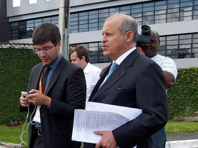 O advogado Alberto Toron, que representa cinco presos na Operação Lava Jato - 16/11/2014