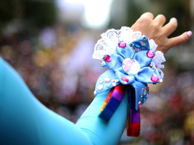 Detalhes de roupa, de participante da 20ª Parada do Orgulho LGBT, realizada na Avenida Paulista, em São Paulo (SP). Segundo os organizadores, 2,5 milhões de pessoas devem participar do evento neste ano - 29/05/2016