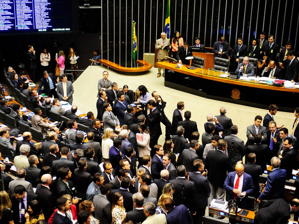 Plenário da Câmara dos Deputados - 15/04/2015
