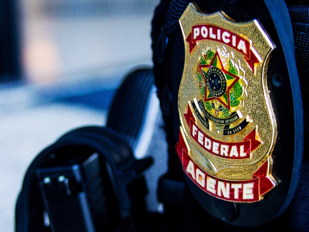 Polícia Federal deflagrou nesta quinta-feira a Operação Quinto Elemento contra a maior quadrilha de traficantes de droga do país