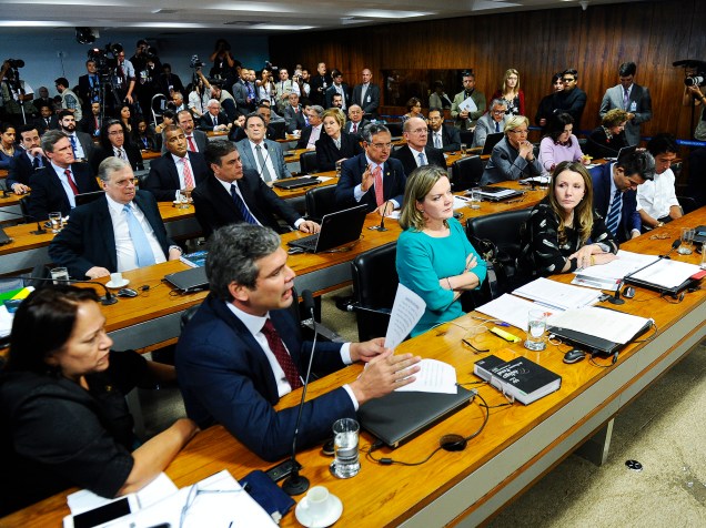 Sessão da comissão especial do impeachment no Senado Federal, para apresentação do parecer do relator, senador Antonio Anastasia (PSDB-MG) - 04/05/2016