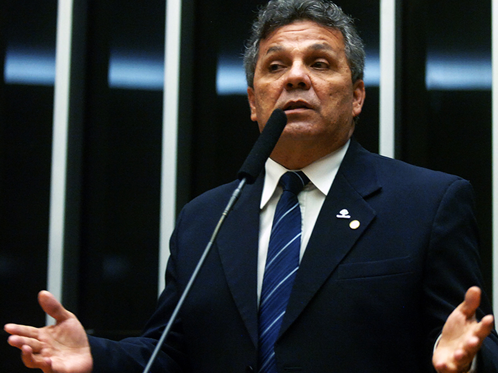 O deputado federal Alberto Fraga (DEM-DF) vira réu no STF por crime de concussão