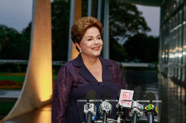 A presidente Dilma Rousseff durante entrevista coletiva em Brasília - 18/09/2014