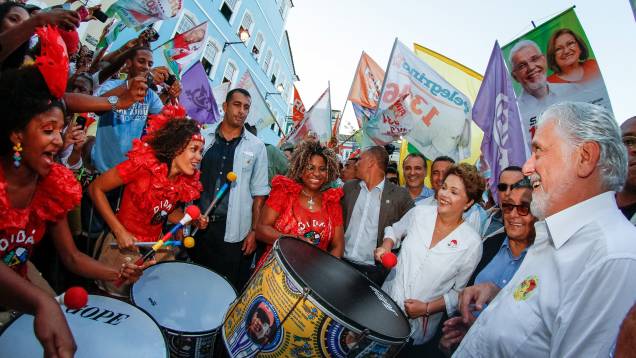 Dilma Rousseff participa de encontro com Grupos Culturais na Casa de Cultura do Pelourinho, em Salvador (BA) - 29/08/2014