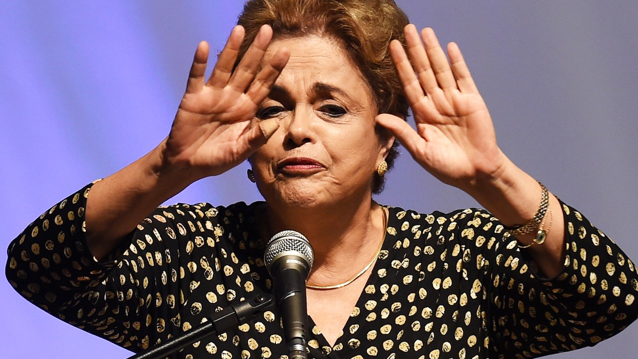 A presidente da República, Dilma Rousseff, durante Conferência Nacional de Políticas para as mulheres, realizada em Brasília (DF) - 10/05/2016