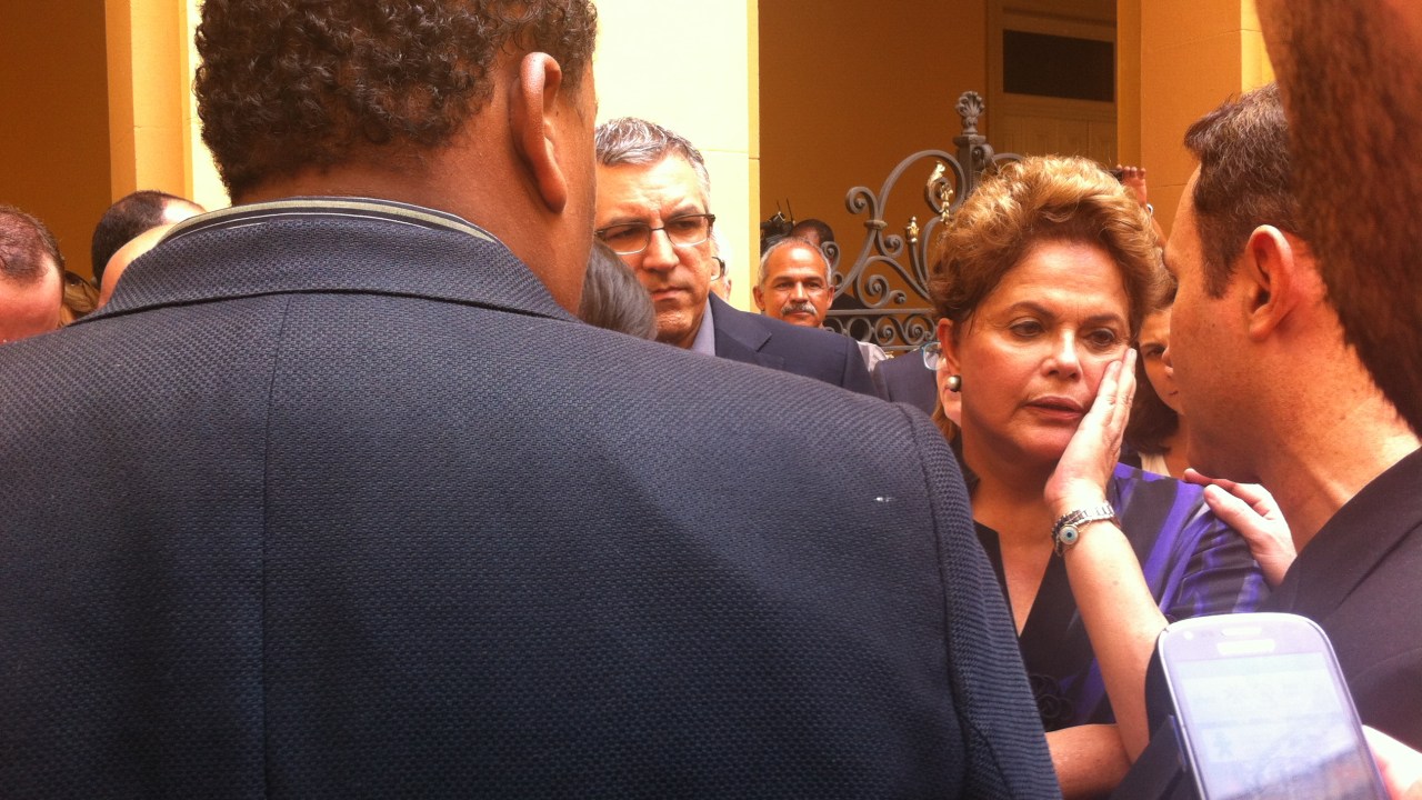 Presidente Dilma Rousseff chega para o velório de Eduardo Campos no Recife