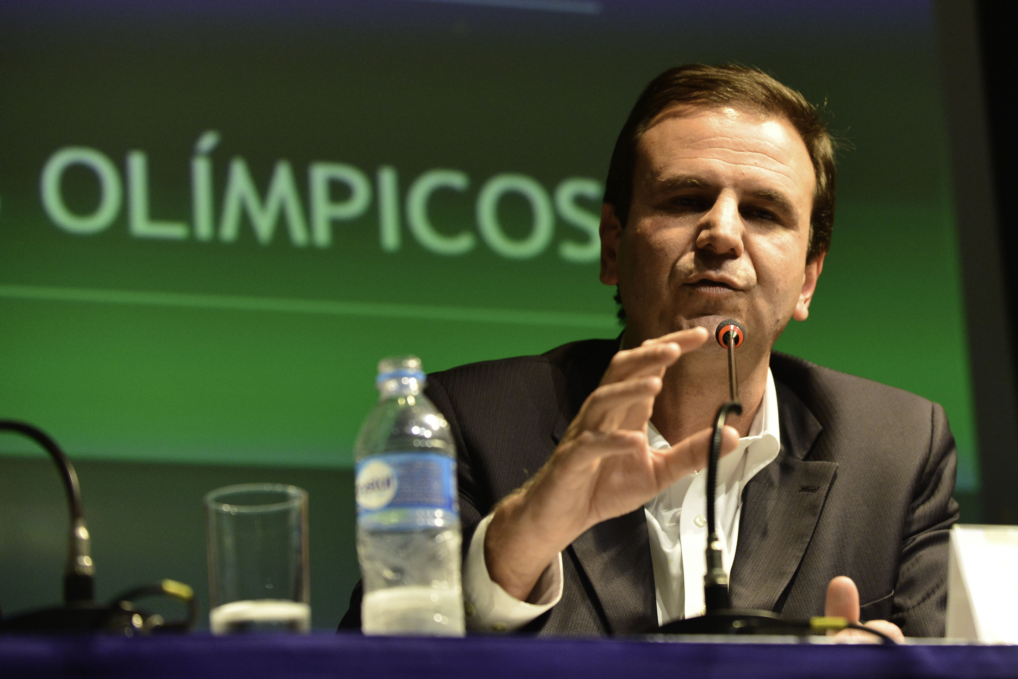 O prefeito Eduardo Paes durante coletiva de imprensa na Rio 2016, no Rio