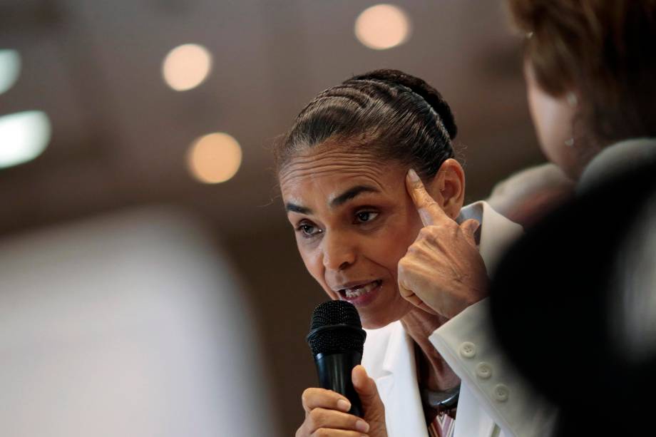 A candidata do PSB à Presidência da República, Marina Silva, durante uma palestra na Associação Nacional de Educação Católica, em Brasília - 22/09/2014