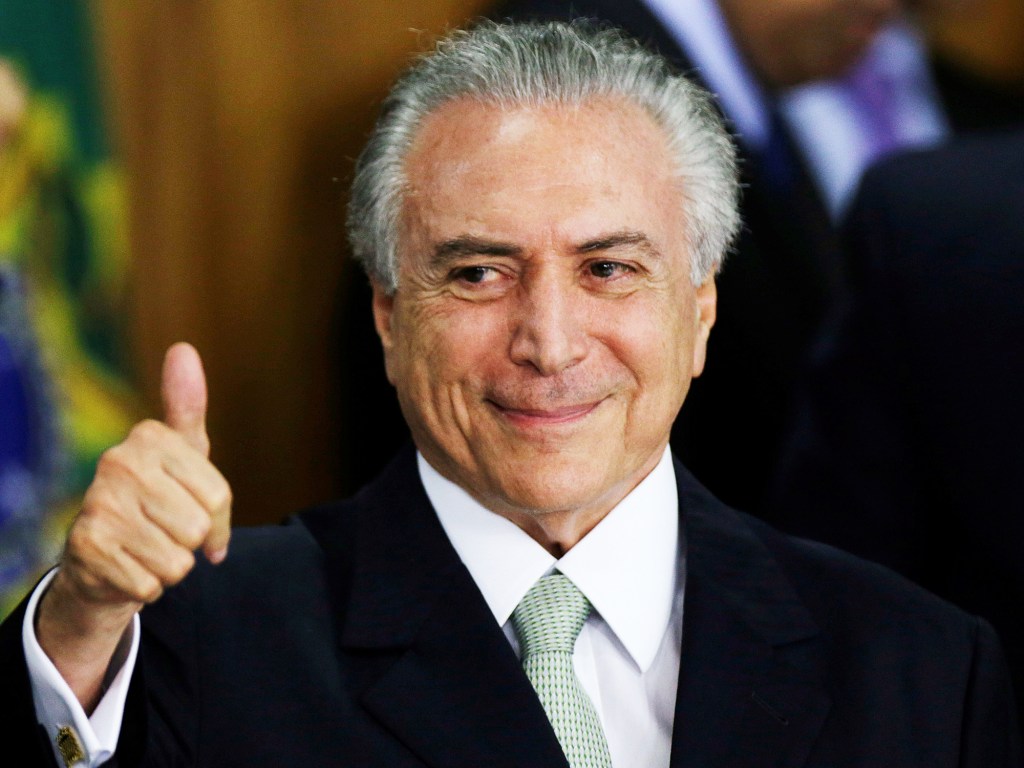 O presidente da República em exercício, Michel Temer, faz seu primeiro pronunciamento em cerimônia no Palácio do Planalto, em Brasília (DF) - 12/05/2016