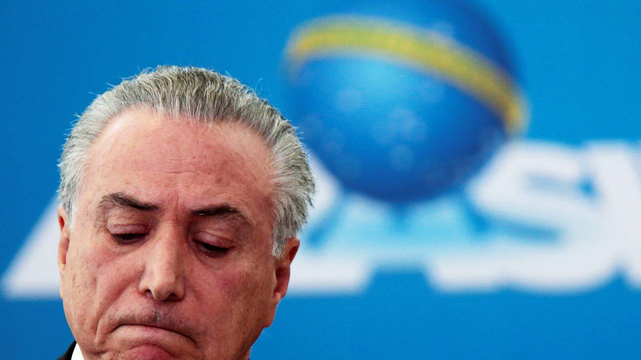O presidente da República em exercício, Michel Temer, durante cerimônia de posse de novos presidentes de empresas estatais, no Palácio do Planalto, em Brasília (DF) - 01/06/2016