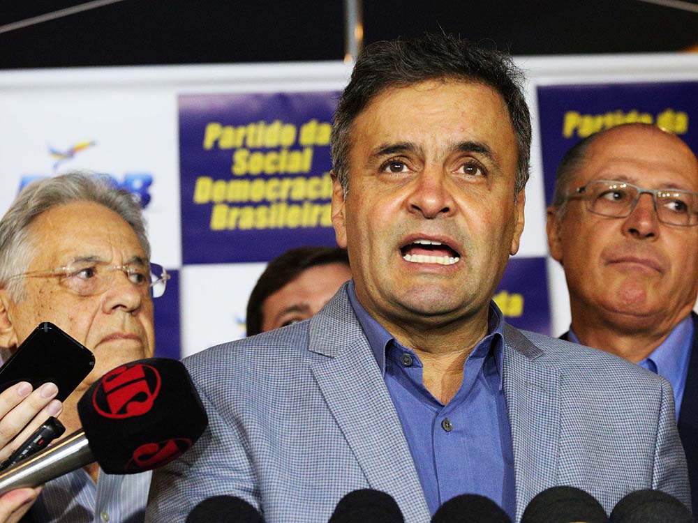 Senador Aécio Neves participa de encontro em São Paulo com a presença do governador Geraldo Alckmin, do ex-presidente Fernando Henrique Cardoso e do senador Aloysio Nunes Ferreira, para agradecer o empenho de correligionários em sua campanha presidencial - 14/11/2014