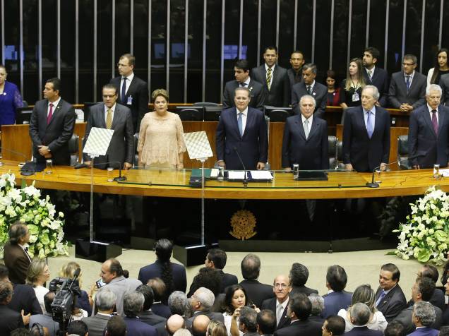 E/D: O presidente da Câmara, Henrique Alves, a presidente da República Dilma Rousseff, o presidente do Congresso, Renan Calheiros, e o vice-presidente da República, Michel Temer, durante a cerimônia de posse do segundo mandato de Dilma - 01/01/2015