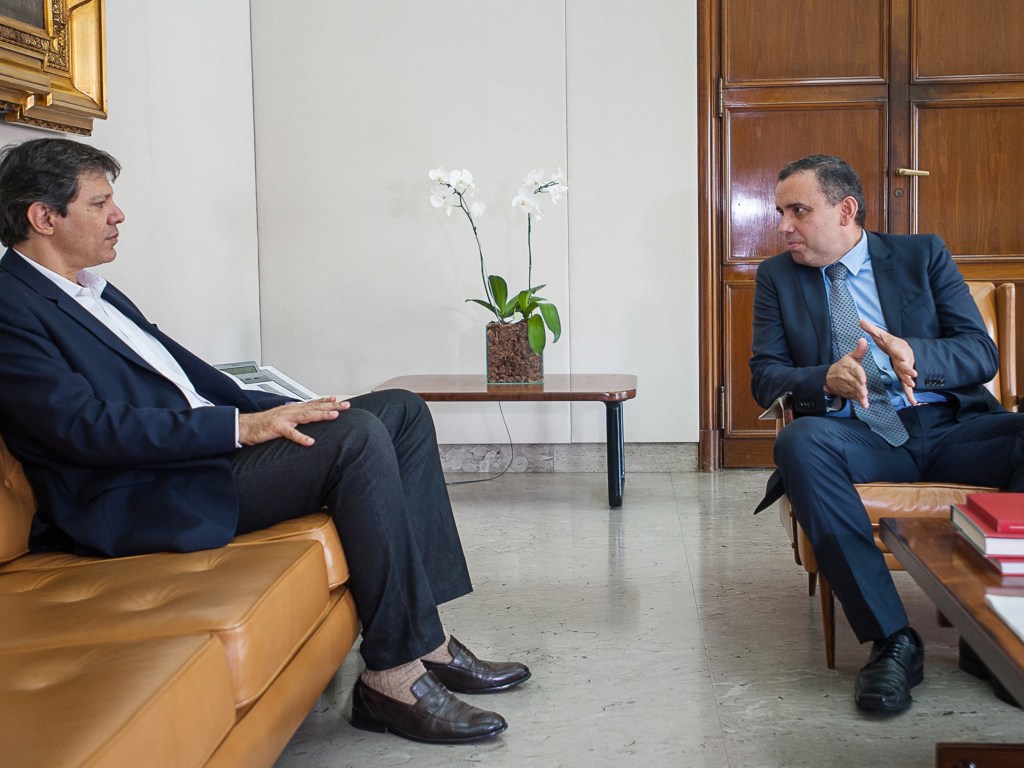 Prefeito de São Paulo Fernando Haddad (PT), se reúne com representante do Deutsche Bank
