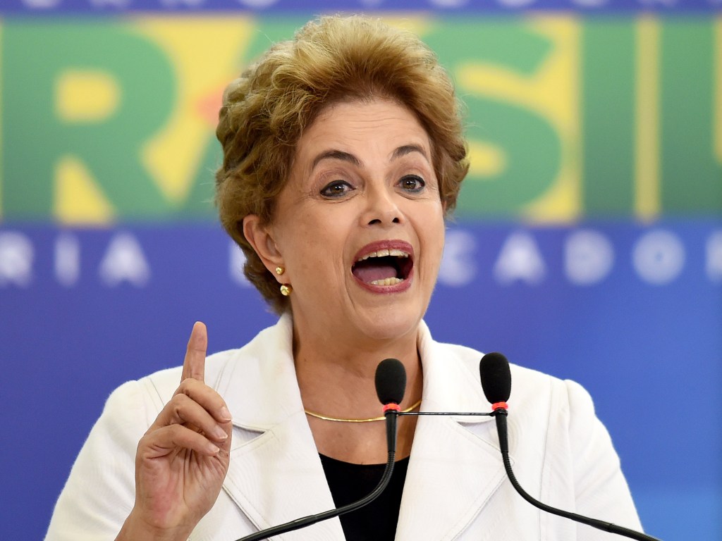 Presidente Dilma Rousseff discursa em Brasília