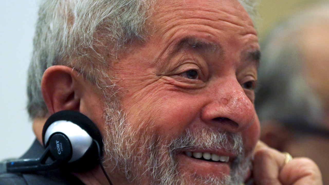 O ex-presidente Lula durante o encontro “Novos Desafios da Democracia” em São Paulo - 22/06/2015