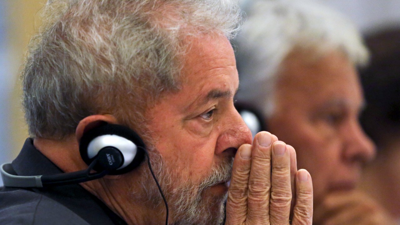 O ex-presidente Lula durante o encontro “Novos Desafios da Democracia” em São Paulo - 22/06/2015