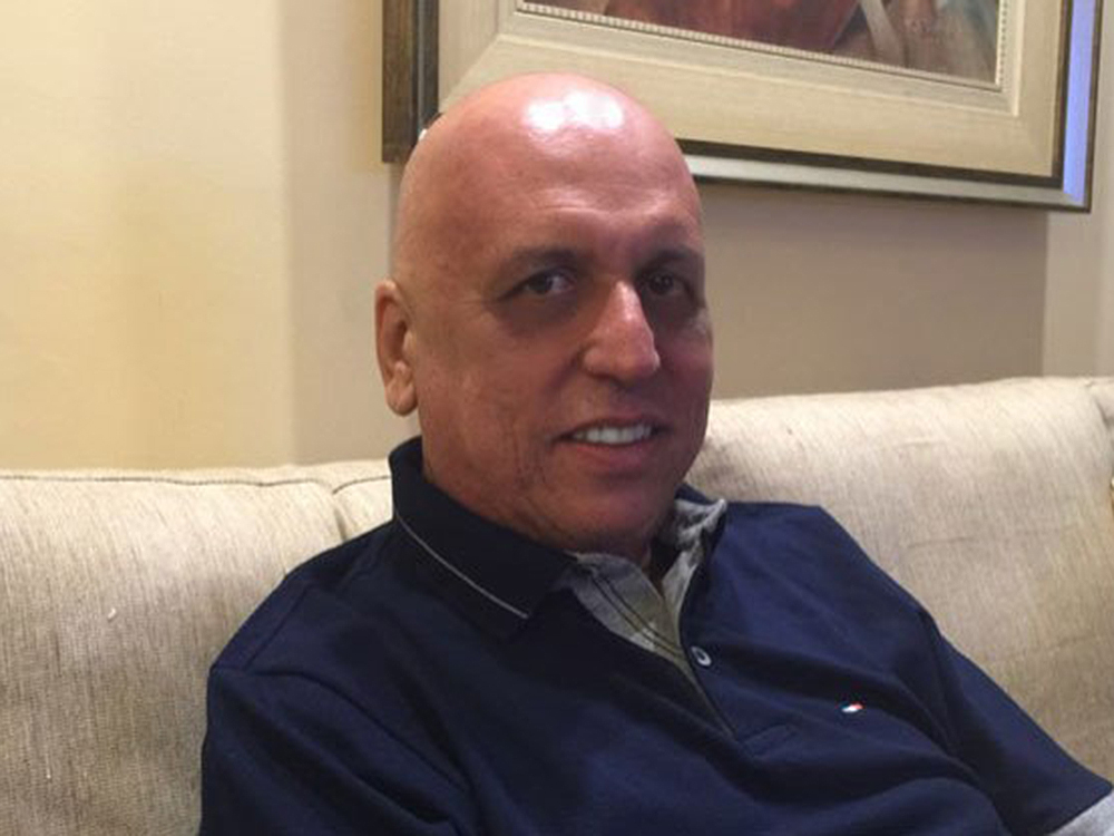 Governador do Rio de Janeiro, Luiz Fernando Pezão, aparece careca após tratamento contra câncer