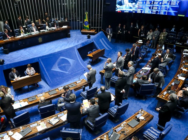 Senadores se reúnem em plenário para eleição da comissão especial que analisará a admissibilidade do pedido de impeachment da presidente Dilma Rousseff - 25/04/2016