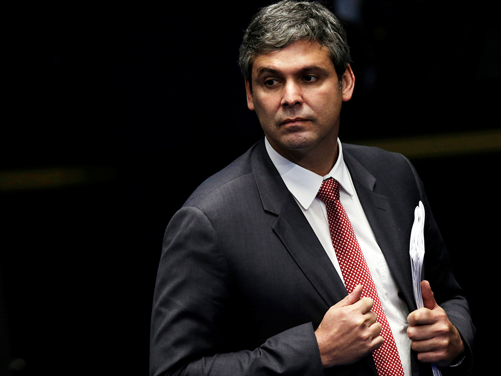 O senador Lindbergh Farias (PT-RJ), durante sessão no plenário do Senado Federal,em Brasília (DF), para votação do prosseguimento do processo de impeachment da presidente da República, Dilma Rousseff - 11/05/2016