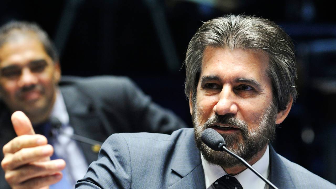 Senador Valdir Raupp (PMDB-RO)