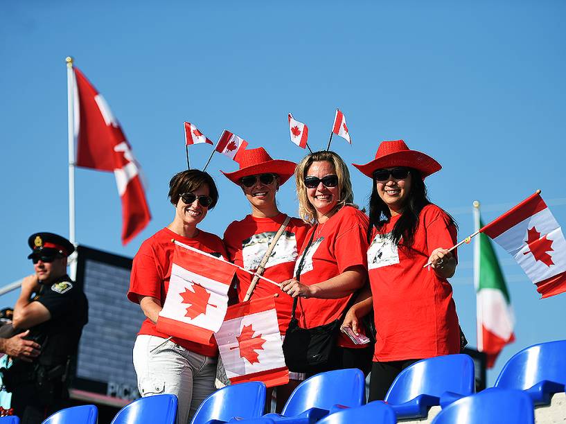 Bastidores da canoagem durante os Jogos de Toronto, no Canadá