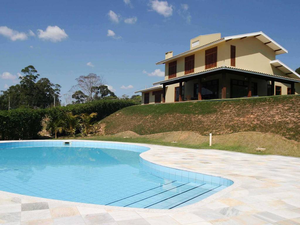 Casa do ex Ministro José Dirceu no condomínio Vale Santa Fé em Vinhedo, interior de São Paulo