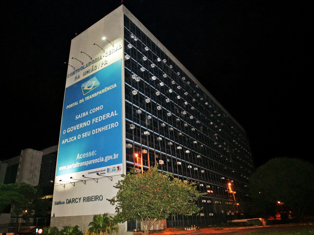 Fachada do prédio da Controladoria Geral da União (CGU), em Brasília
