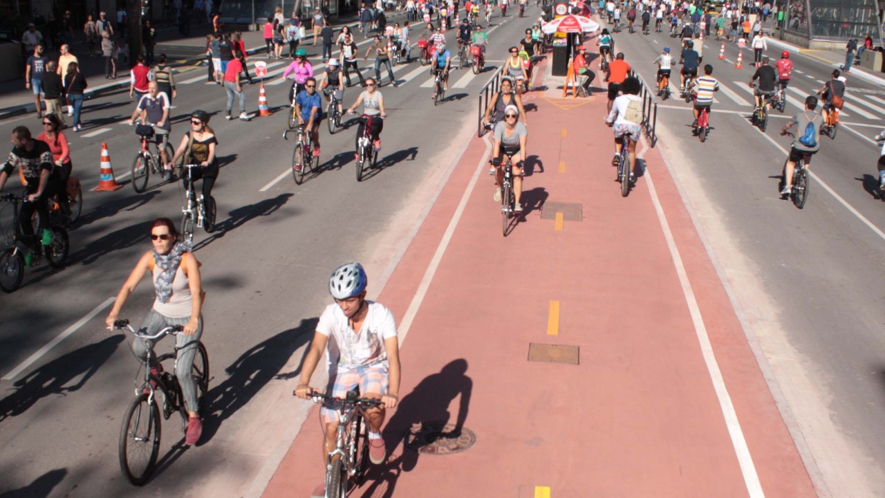 Inauguração de ciclovia na Avenida Paulista, em São Paulo. Neste sábado, o público da reunião foi de cerca de 150 pessoas. Outras audiências serão marcadas e haverá reuniões para escolha de outras vias a serem liberadas só para pedestres e ciclistas