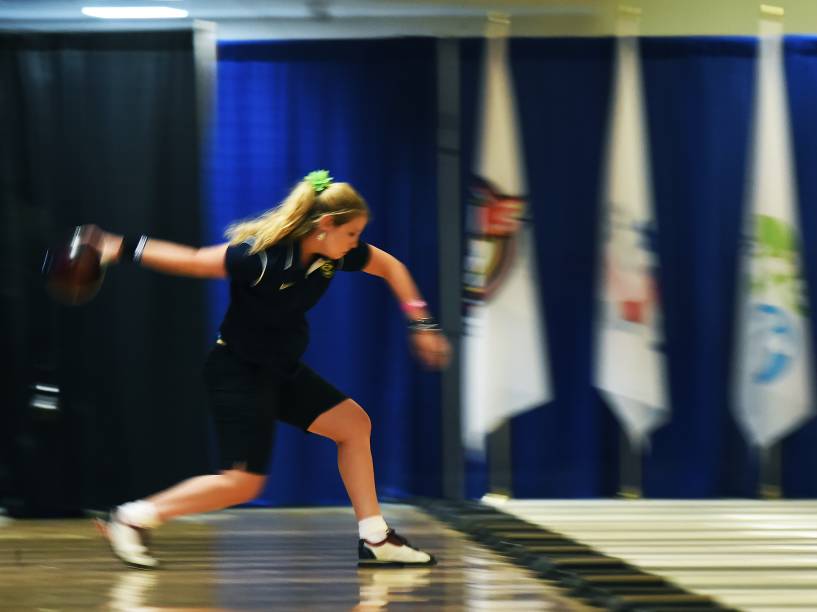 Competição de boliche feminina em duplas nos Jogos Pan-Americanos 2015, em Toronto, Canadá