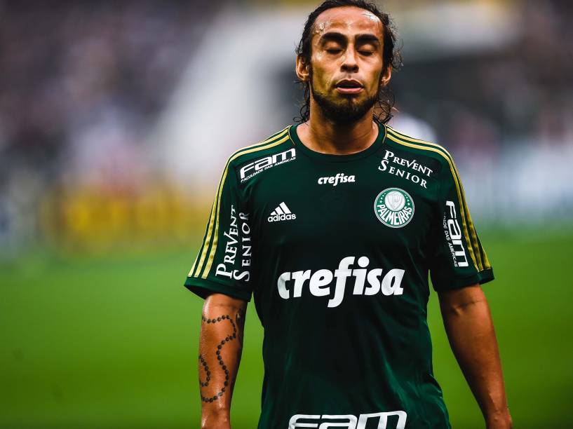 Valdivia do Palmeiras na partida contra o Corinthians, válida pelas semifinais do Campeonato Paulista 2015