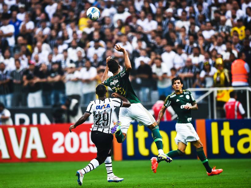 Partida entre Corinthians e Palmeiras, válida pela semifinal do Campeonato Paulista de Futebol 2015