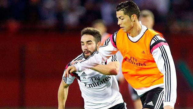 Cristiano Ronaldo e Carvajal durante treino do Real Madrid em Rabat