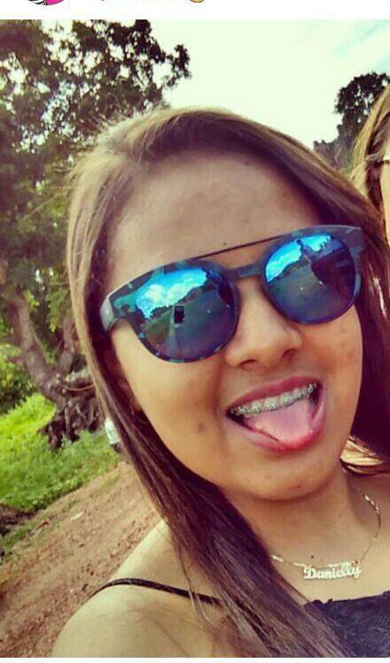 A jovem Danielly Rodrigues Feitosa, morta aos 17 anos ap&oacute;s ser v&iacute;tima de estupro b&aacute;rbaro em Castelo do Piau&iacute; (PI)