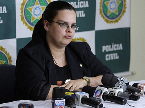 Alessandro Oliveira Furtado foi encontrado morto no presídio onde estava. Ele foi acusado de matar a esposa, a delegada Tatiene Damaris (foto), em outubro