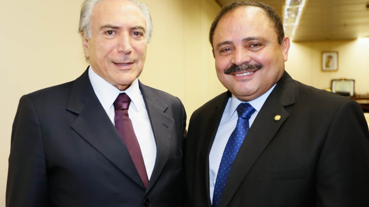 Deputado Waldir Maranhão (PP-MA) e o vice-presidente Michel Temer (PMDB-SP)