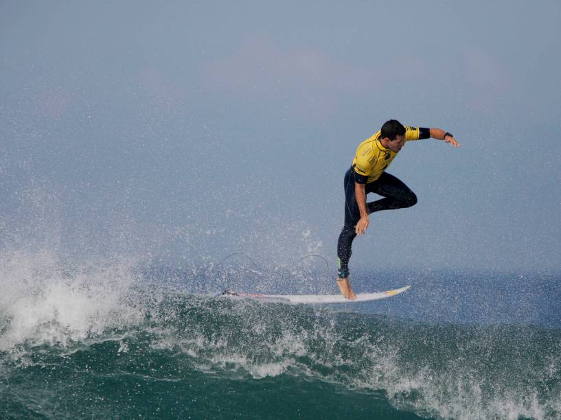 Adriano de Souza, o Mineirinho, na primeira etapa do Oi Rio Pro 2015, etapa brasileira do Circuito Mundial de Surfe