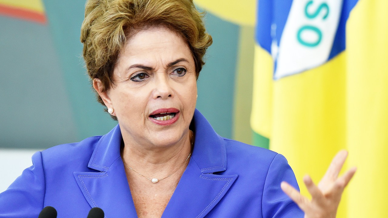 Em jantar com empresários, presidente Dilma Rousseff pediu ajuda para sair da crise econômica