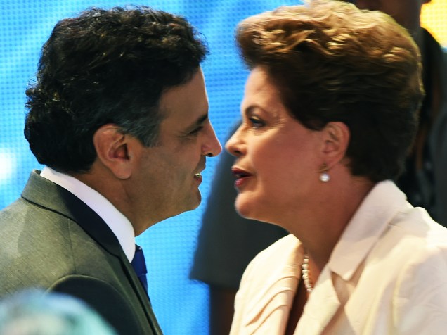 O candidato à Presidência da República pelo PSDB, Aécio Neves e a Presidente do Brasil e candidata à reeleição pelo PT, Dilma Rousseff