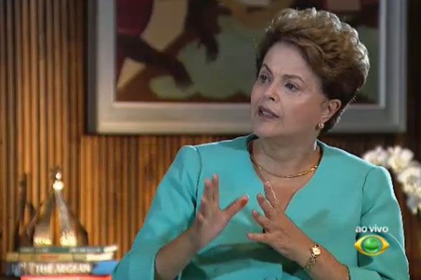 Dilma Rousseff durante entrevista concedida ao Jornal da Band, nesta terça-feira (28)