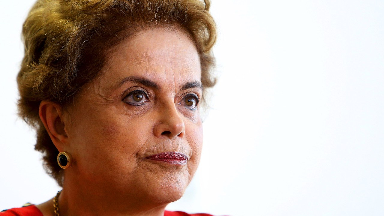 Presidente Dilma Rousseff, no seu gabinete, em Brasília (DF), nesta terça-feira (29)