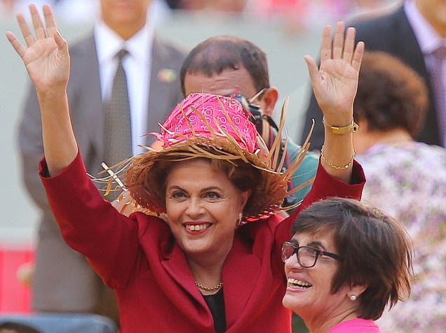 A presidente Dilma Rousseff no ato de encerramento da 5ª edição da Marcha das Margaridas, em Brasília - 12/08/2015